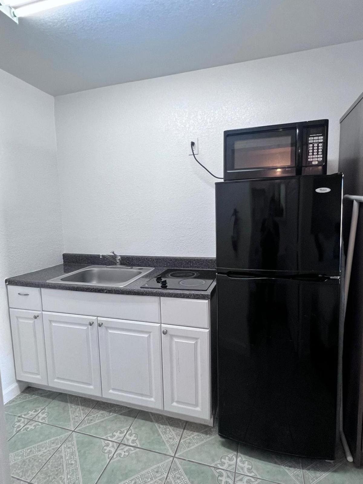 Oyo Garden Inn And Suites Pearsall I-35 East المظهر الخارجي الصورة